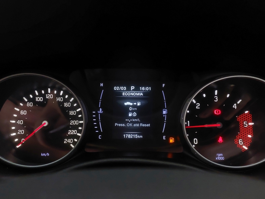 fiat toro 2.0 16v turbo diesel freedom 4wd at9 4p automatico 201912