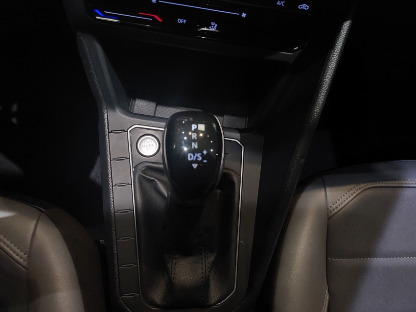 volkswagen nivus 1.0 200 tsi total flex highline automatico 4p 202310