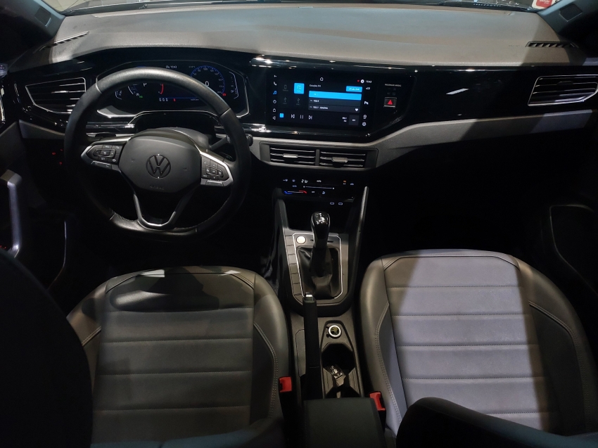 volkswagen nivus 1.0 200 tsi total flex highline automatico 4p 20237