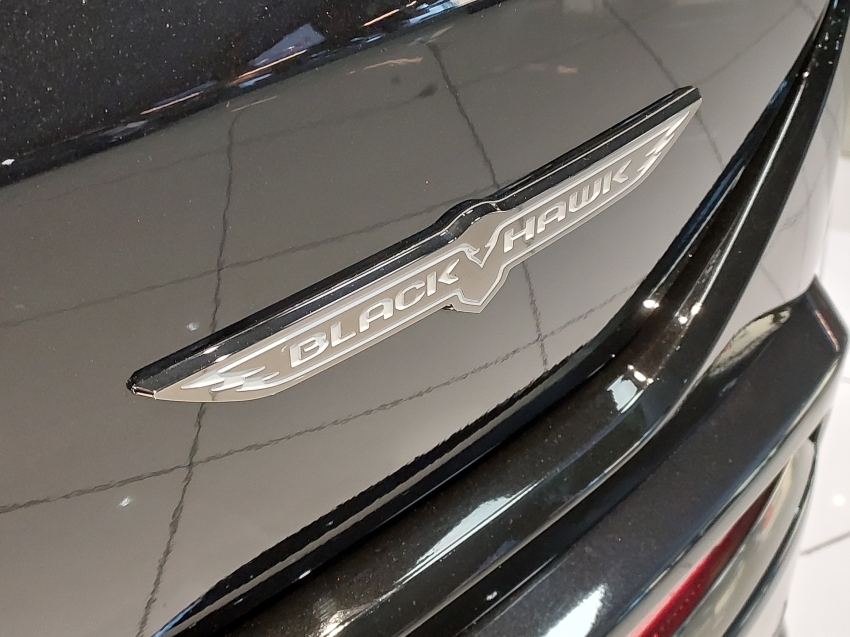 jeep commander 2.0 hurricane 4 turbo gasolina blackhawk at9 4p automatico 202526