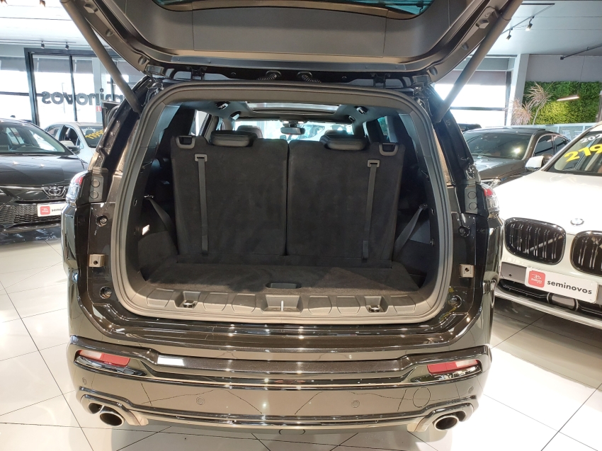 jeep commander 2.0 hurricane 4 turbo gasolina blackhawk at9 4p automatico 202523