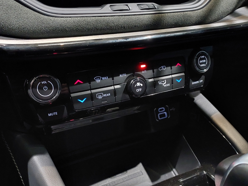 jeep commander 2.0 hurricane 4 turbo gasolina blackhawk at9 4p automatico 202513