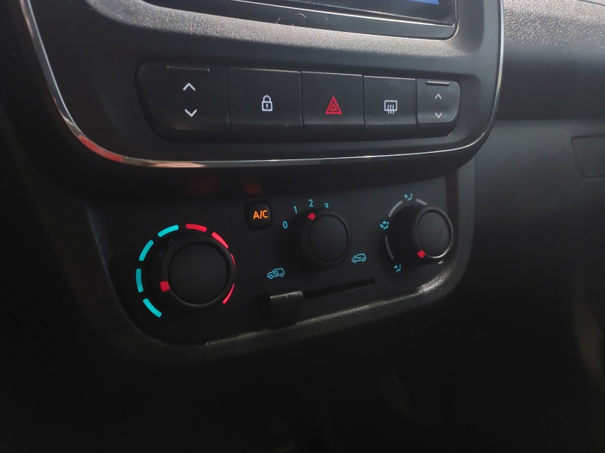 renault kwid 1.0 12v sce flex zen manual 4p 202313