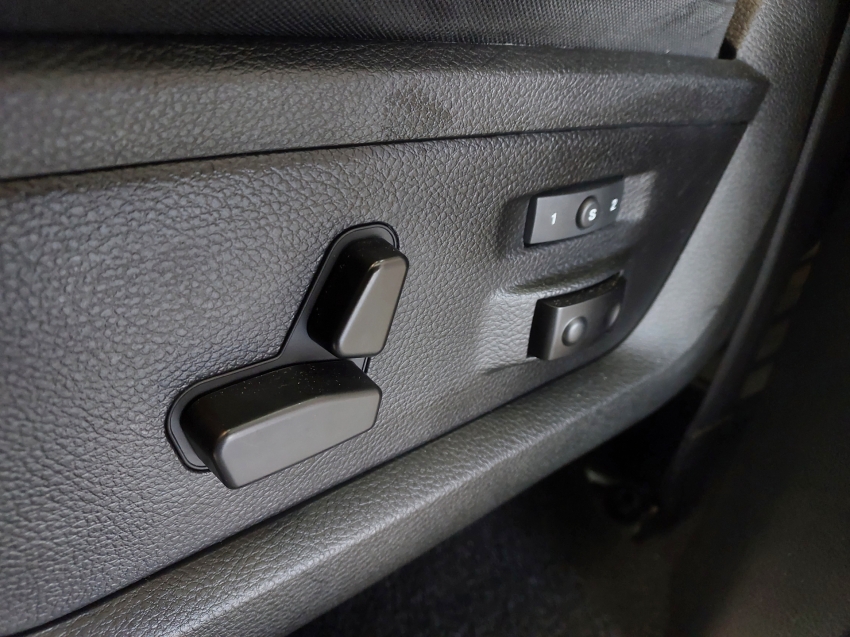 ram classic 5.7 v8 gasolina laramie cd 4x4 automatico 4p 202322