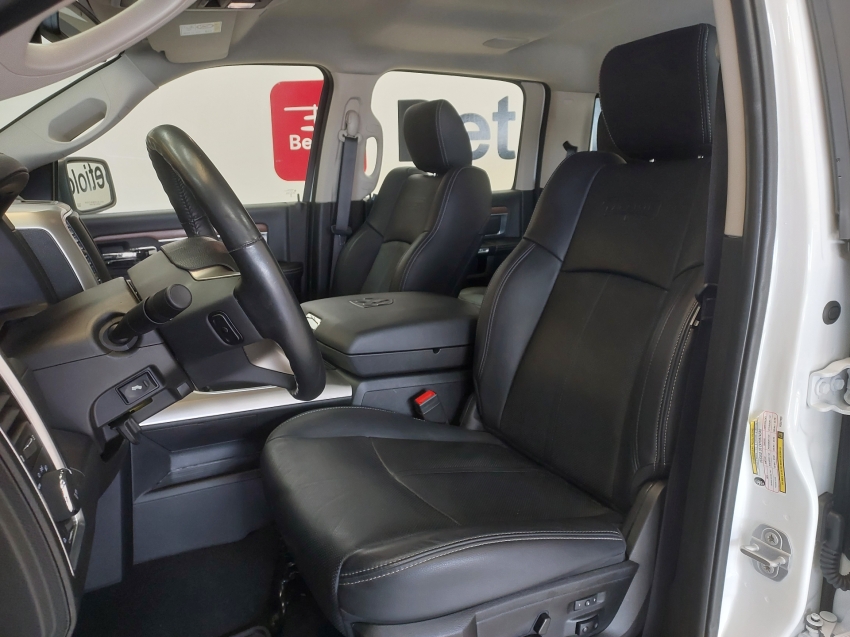 ram classic 5.7 v8 gasolina laramie cd 4x4 automatico 4p 20238