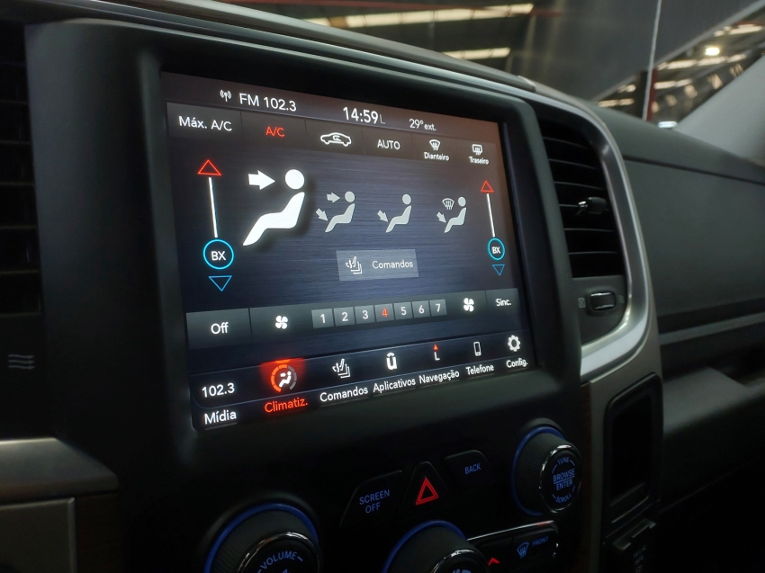 ram classic 5.7 v8 gasolina laramie cd 4x4 automatico 4p 202314