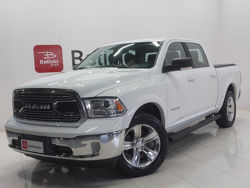 ram classic 5.7 v8 gasolina laramie cd 4x4 automatico 4p 20231