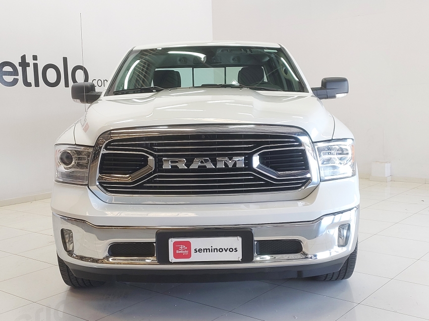 ram classic 5.7 v8 gasolina laramie cd 4x4 automatico 4p 20232