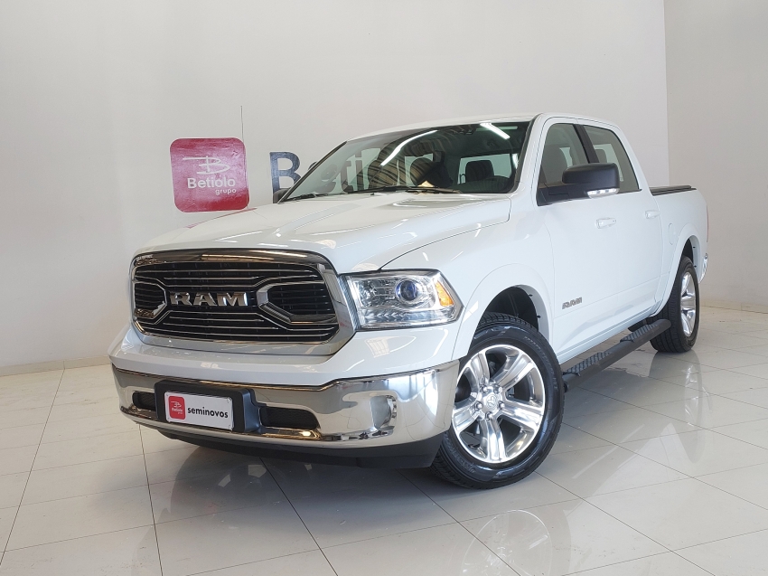ram classic 5.7 v8 gasolina laramie cd 4x4 automatico 4p 202329