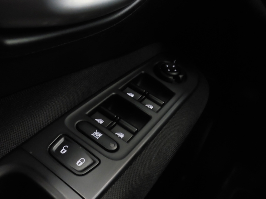 jeep renegade 1.3 t270 turbo flex sport at6 4p automatico 202317