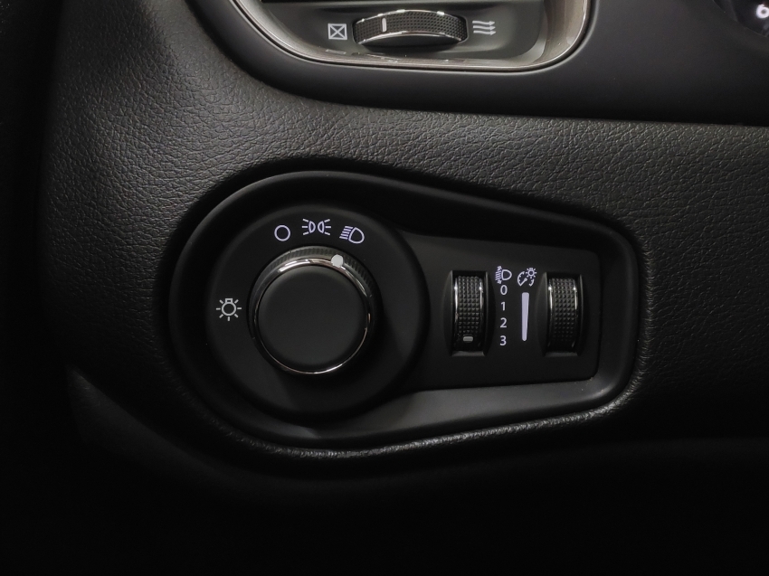 jeep renegade 1.3 t270 turbo flex sport at6 4p automatico 202316