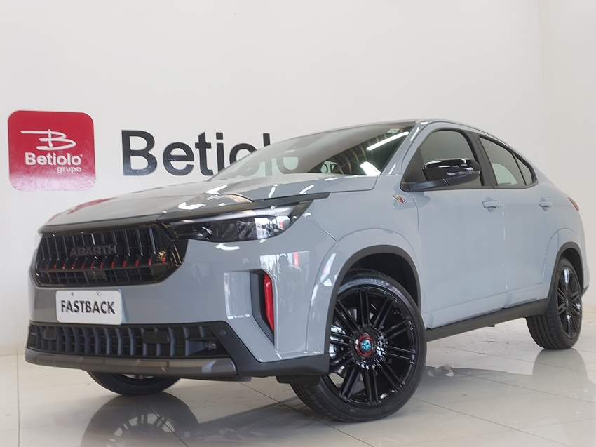 fiat fastback 1.3 turbo 270 flex abarth at6 4p automatico 2026