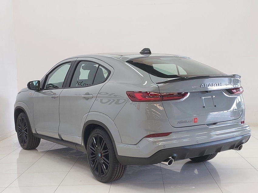 fiat fastback 1.3 turbo 270 flex abarth at6 4p automatico 20263