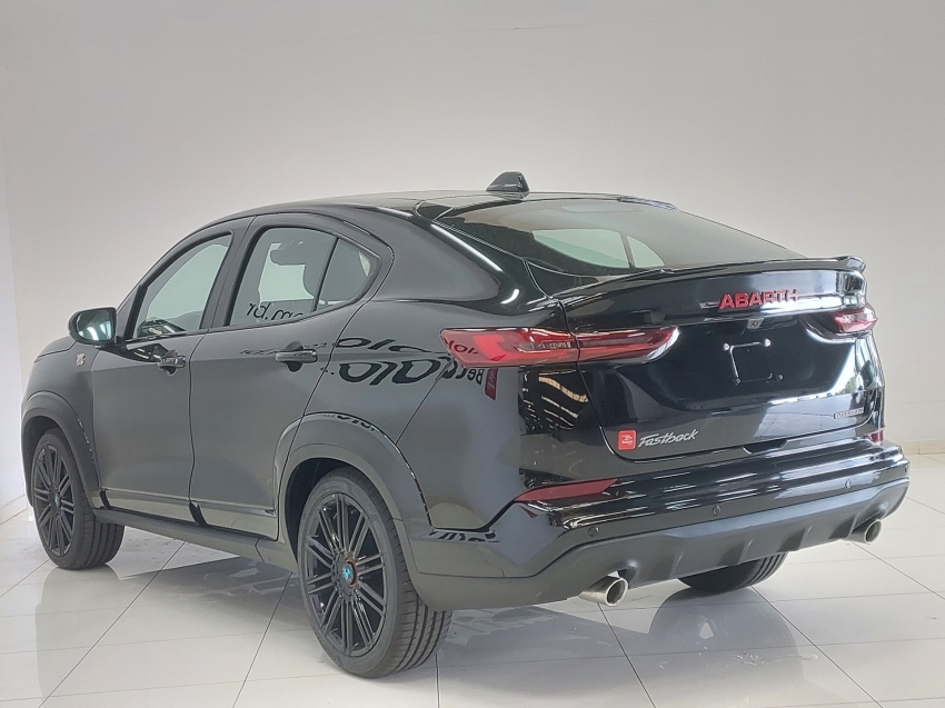 fiat fastback 1.3 turbo 270 flex abarth at6 4p automatico 20263