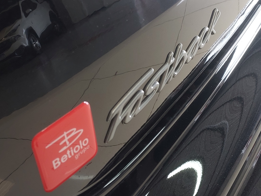 fiat fastback 1.3 turbo 270 flex abarth at6 4p automatico 202623