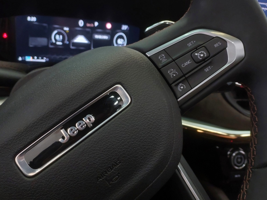 jeep commander 1.3 t270 turbo flex overland at6 4p automatico 202220