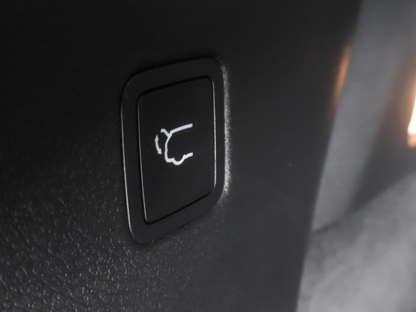 jeep commander 1.3 t270 turbo flex overland at6 4p automatico 202223