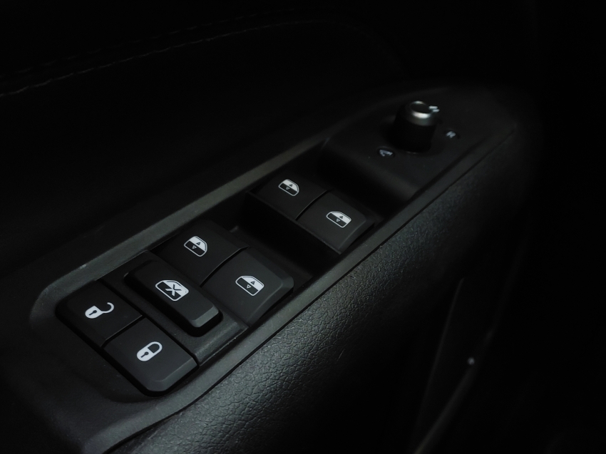 jeep commander 1.3 t270 turbo flex overland at6 4p automatico 202221