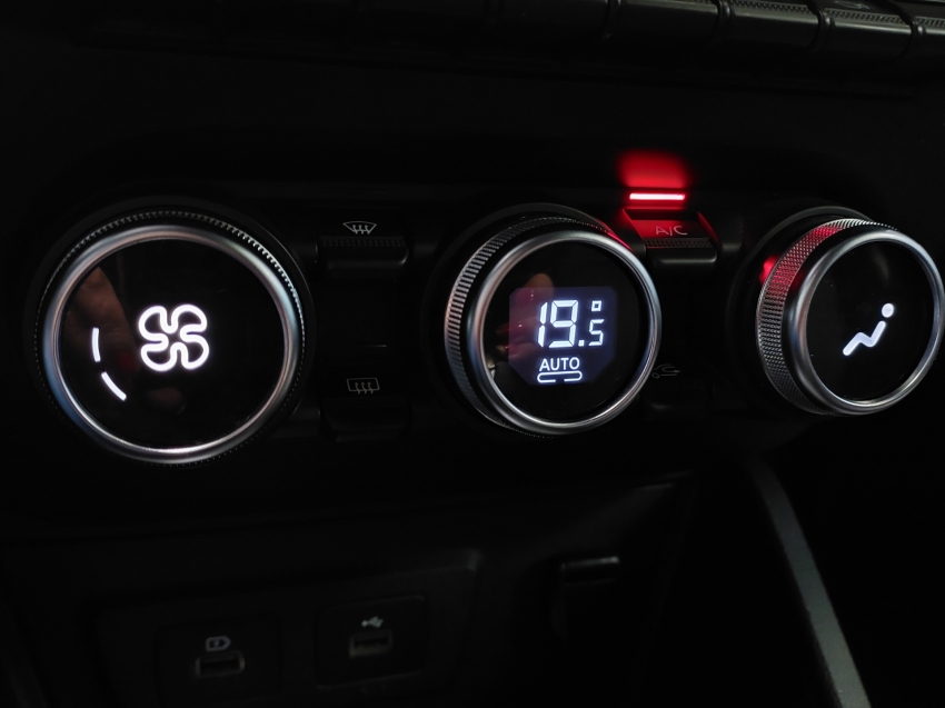 renault duster 1.3 tce flex iconic x-tronic 4p automatico 202311