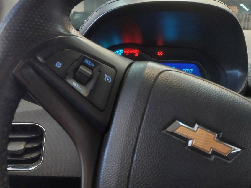 chevrolet onix 1.4 mpfi ltz 8v flex 4p automatico 201514