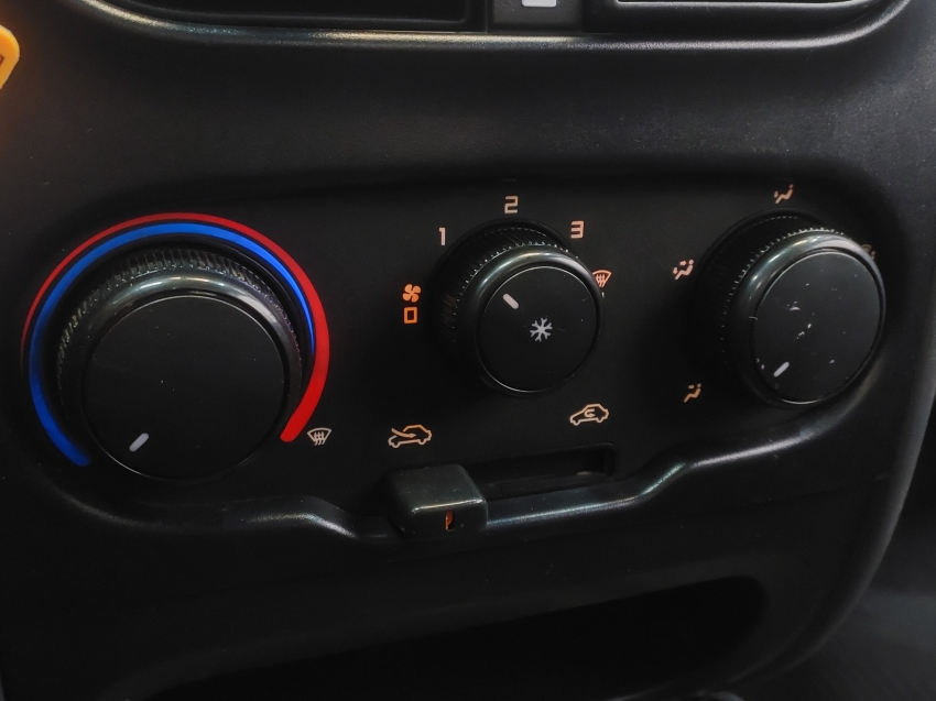 fiat strada 1.4 mpi hard working cs 8v flex 2p manual 201812