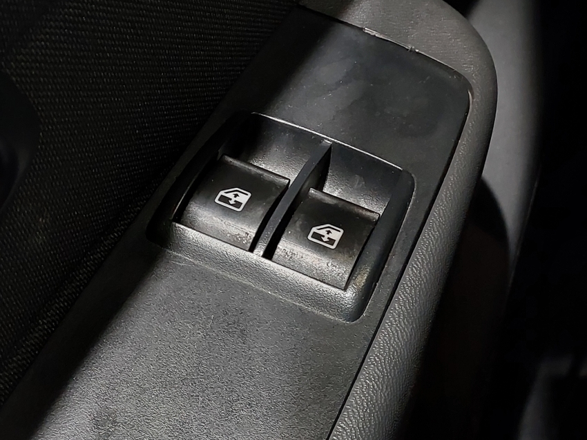 fiat strada 1.8 mpi adventure cd 16v flex 3p automatizado automatico 201717