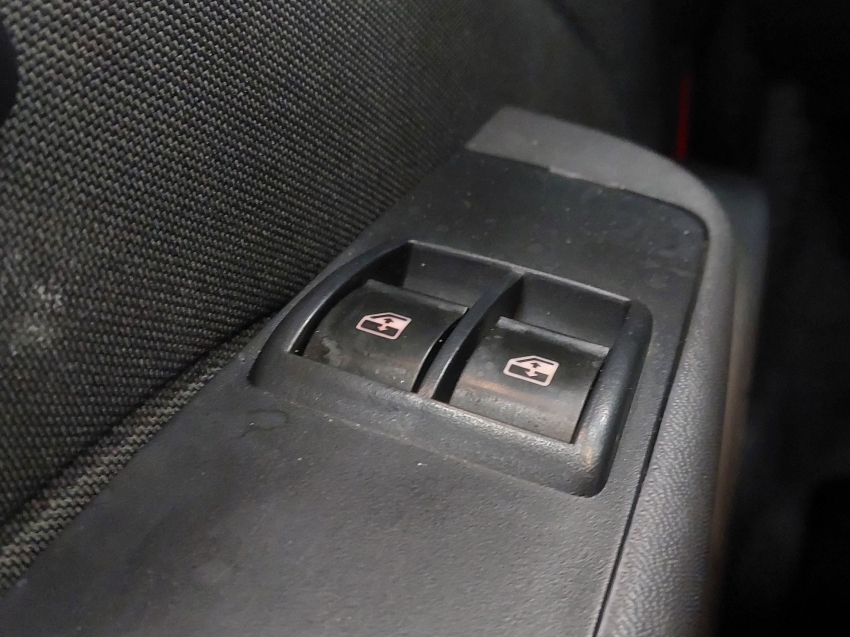 fiat strada 1.8 mpi adventure cd 16v flex 3p automatizado automatico 201719