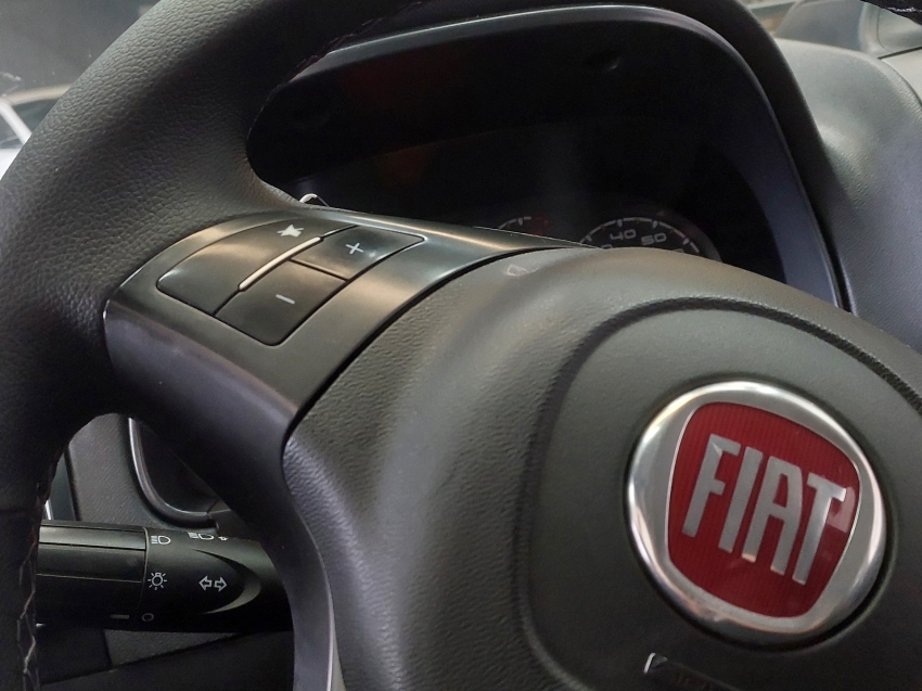 fiat strada 1.8 mpi adventure cd 16v flex 3p automatizado automatico 201717