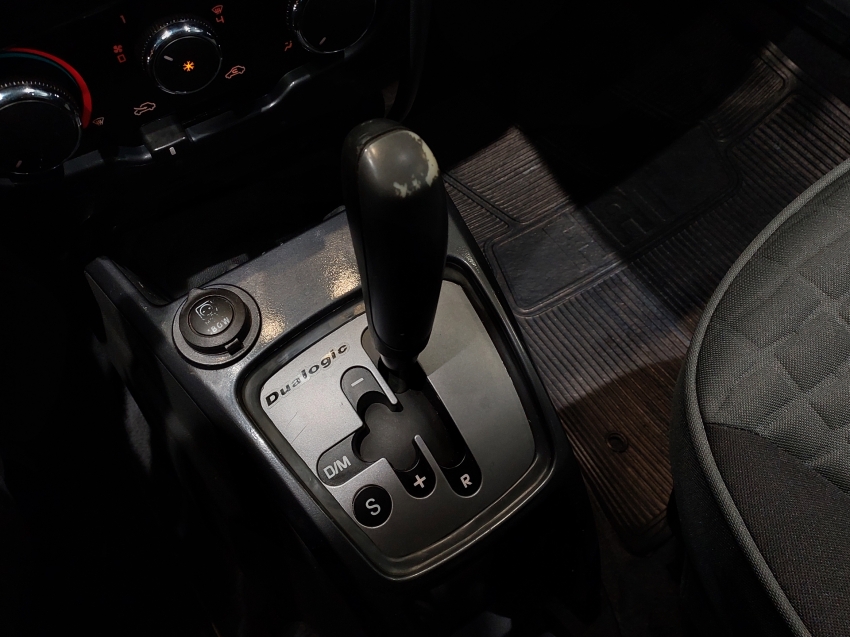 fiat strada 1.8 mpi adventure cd 16v flex 3p automatizado automatico 201711