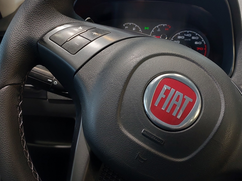 fiat strada 1.8 mpi adventure cd 16v flex 3p automatizado automatico 201715