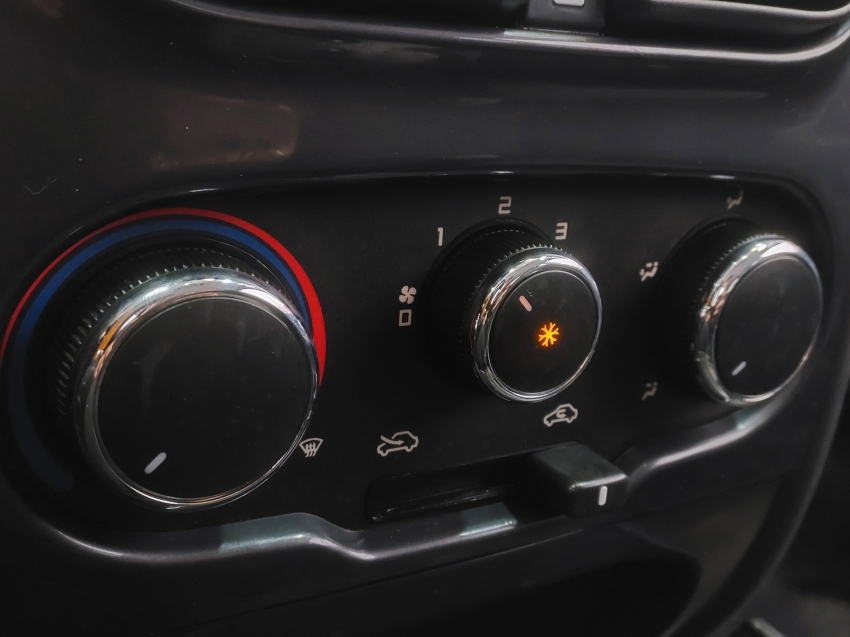 fiat strada 1.8 mpi adventure cd 16v flex 3p automatizado automatico 201713