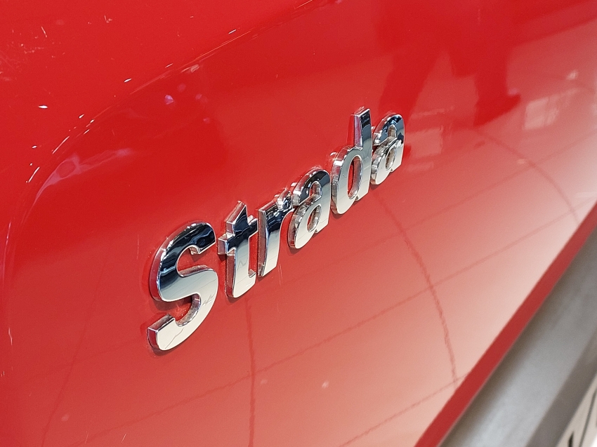 fiat strada 1.8 mpi adventure cd 16v flex 3p automatizado automatico 201718