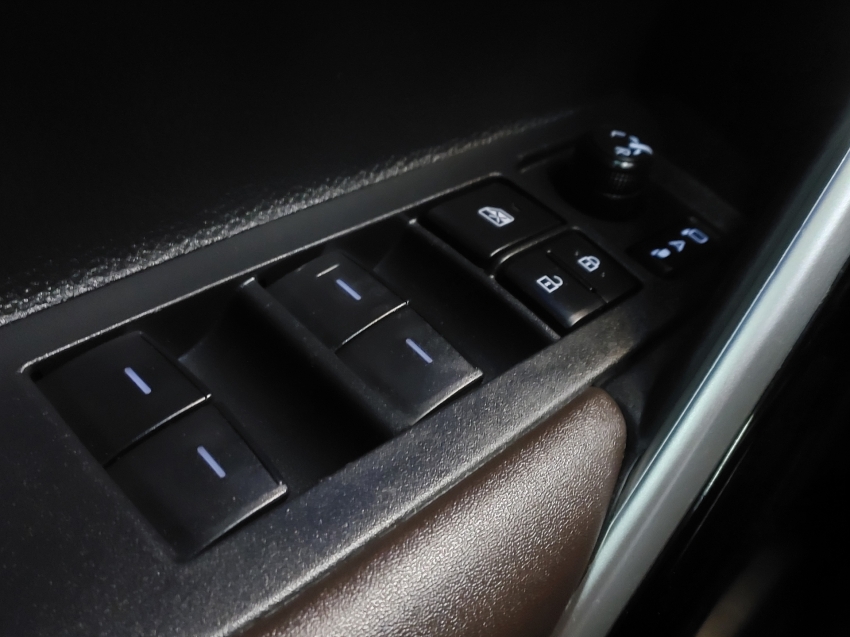 toyota corolla cross 2.0 vvt-ie flex xre direct shift 4p automatico 202518