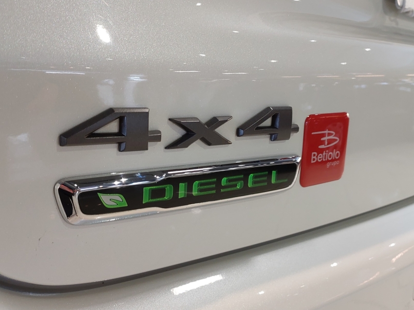 jeep compass 2.0 16v diesel trailhawk 4x4 automatico 4p 202124