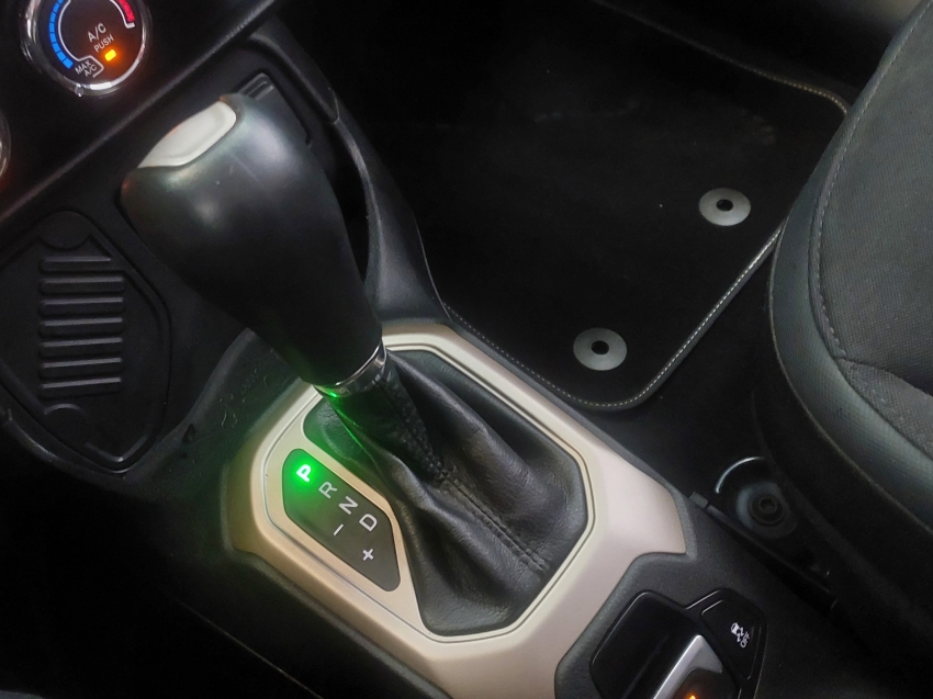 jeep renegade 1.8 16v flex 75 anos 4p automatico 201613