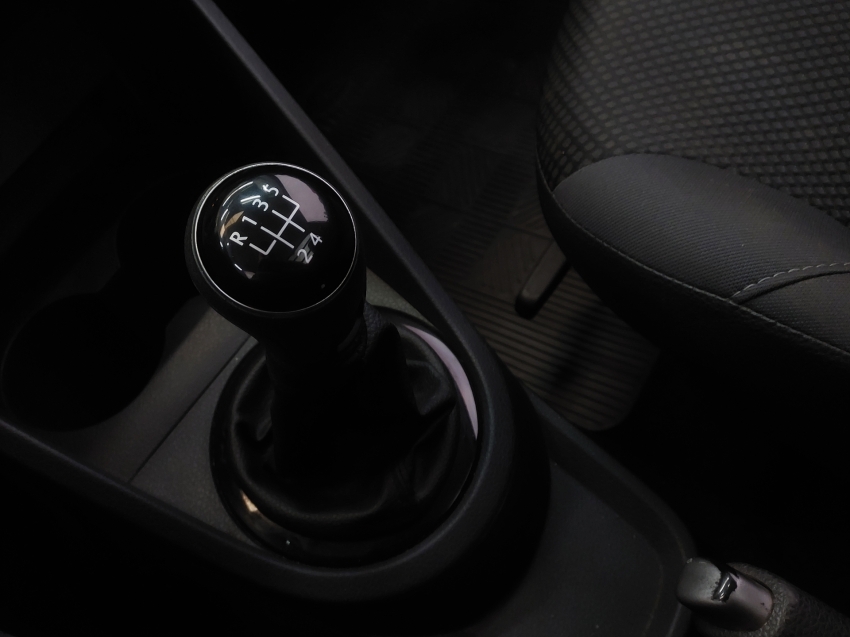 volkswagen saveiro 1.6 msi trendline cs 8v flex 2p manual 4p 201812