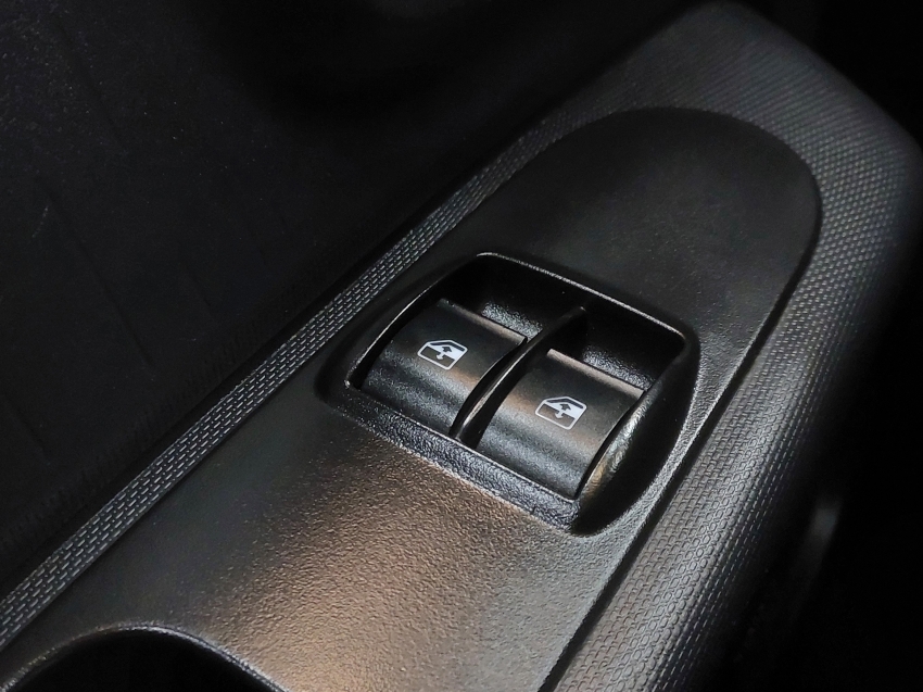 fiat mobi 1.0 evo flex like. manual 4p 202314