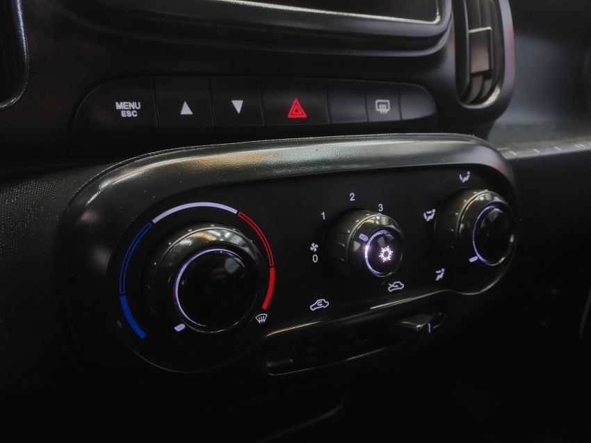 fiat mobi 1.0 evo flex like. manual 4p 202311