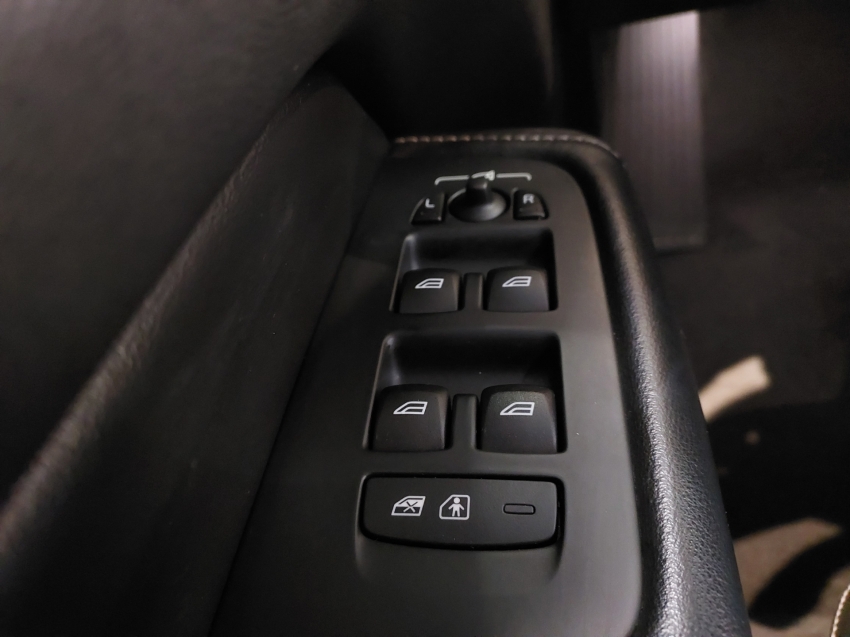 volvo xc60 2.0 t5 gasolina r-design awd geartronic 4p automatico 201819