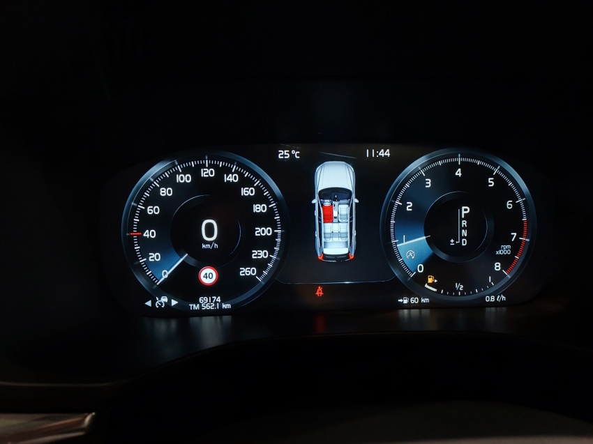 volvo xc60 2.0 t5 gasolina r-design awd geartronic 4p automatico 201813