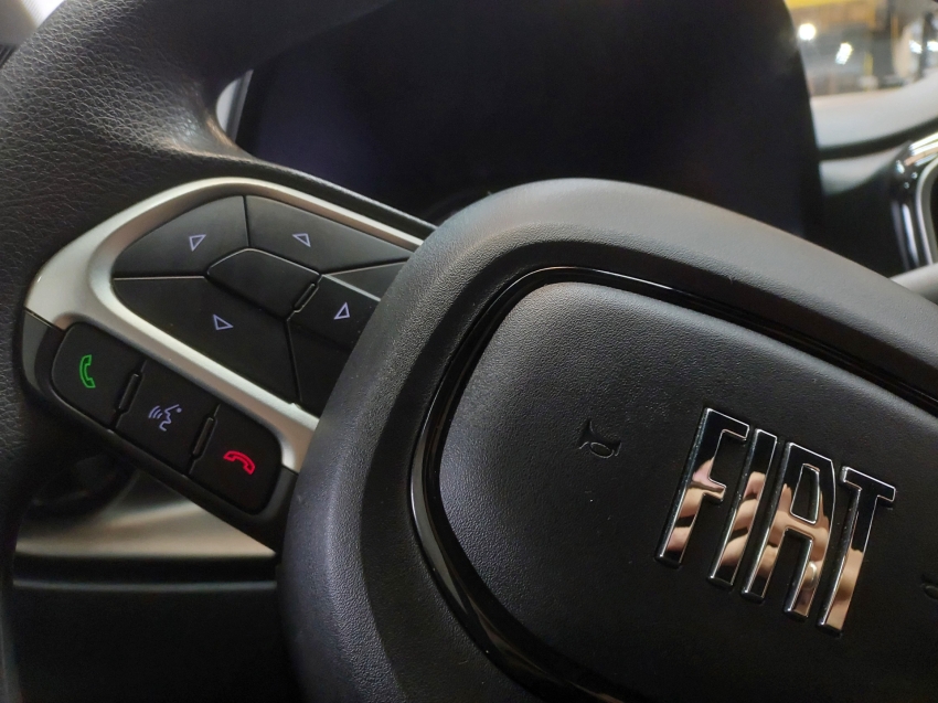 fiat strada 1.3 firefly flex volcano cd cvt 4p automatico 202515