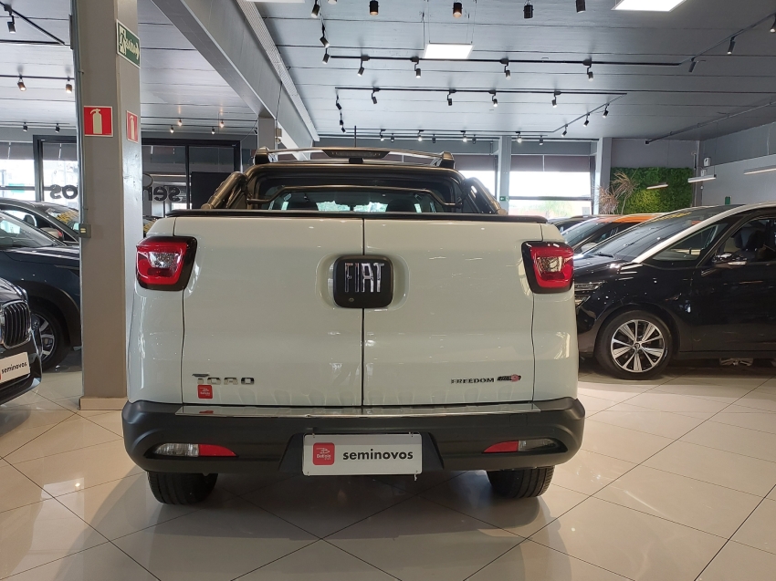 fiat toro 2.0 16v turbo diesel freedom 4wd at9 4p automatico 20194