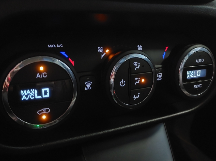 fiat toro 2.0 16v turbo diesel freedom 4wd at9 4p automatico 201916