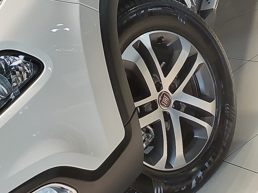 fiat toro 2.0 16v turbo diesel freedom 4wd at9 4p automatico 201919