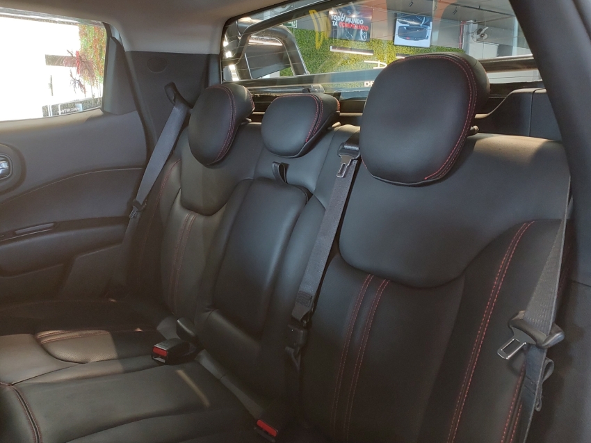 fiat toro 2.0 16v turbo diesel freedom 4wd at9 4p automatico 20199