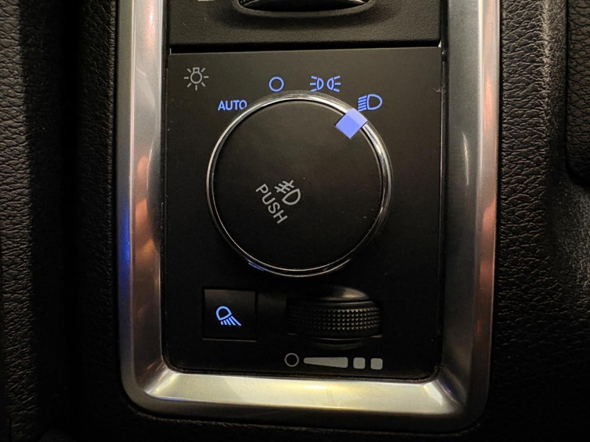 ram classic 5.7 v8 gasolina laramie cd 4x4 automatico 4p 202315