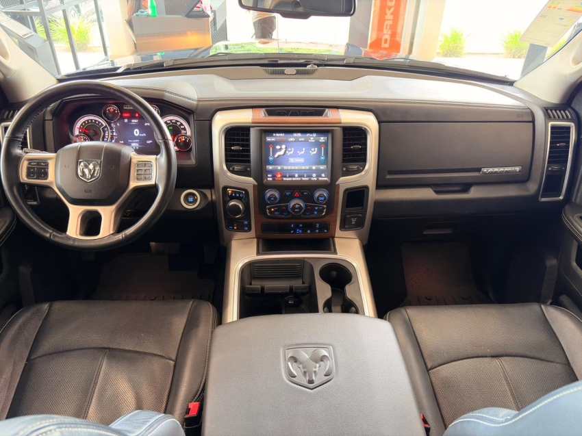 ram classic 5.7 v8 gasolina laramie cd 4x4 automatico 4p 20236