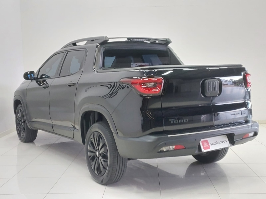 fiat toro 1.3 turbo 270 flex volcano at6 4p automatico 20253