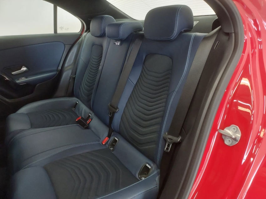 mercedes-benz a 200 1.3 cgi gasolina style sedan 7g-dct 4p automatico 20199