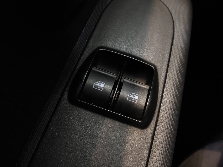 fiat mobi 1.0 evo flex like. manual 4p 202315